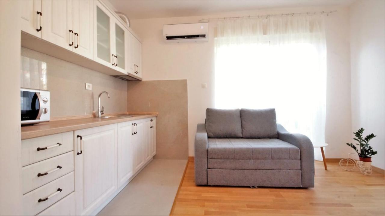 Kala Rooms & Suites بودفا المظهر الخارجي الصورة