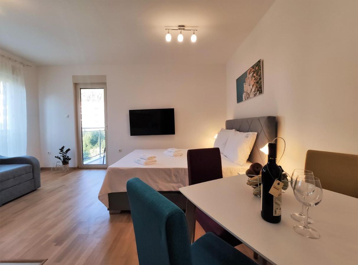 Kala Rooms & Suites بودفا المظهر الخارجي الصورة